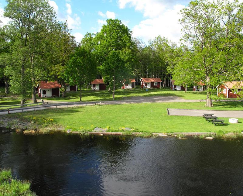 Orrefors Stugby O Vandrarhem Экстерьер фото
